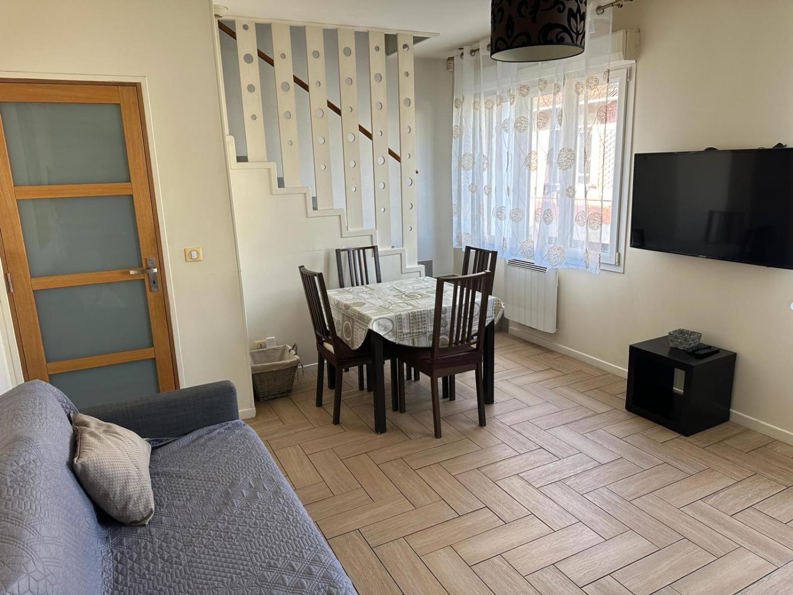 Duplex 10 Mn De Paris Apartment Алфорвил Екстериор снимка